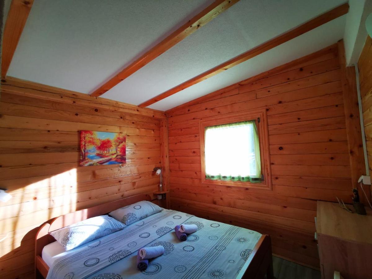 Wooden House "Una" Kulen Vakuf Eksteriør billede